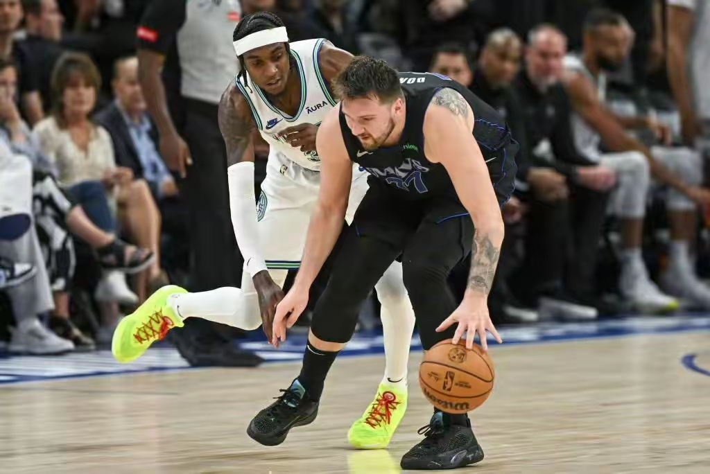 平博娱乐-哈登正式加盟森林狼